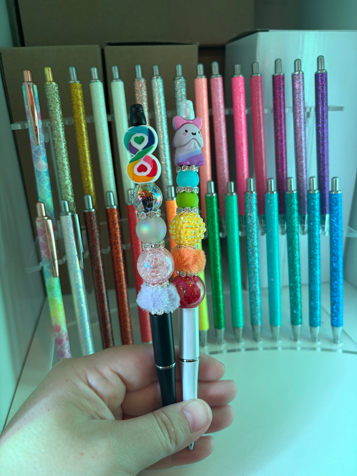 Extended pen